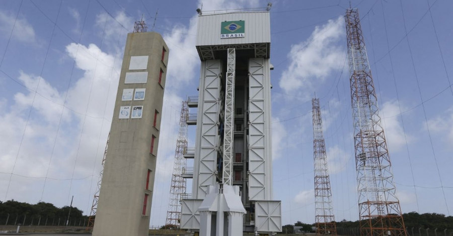 AEB licencia primeiras empresas aptas a lançar foguetes do Brasil