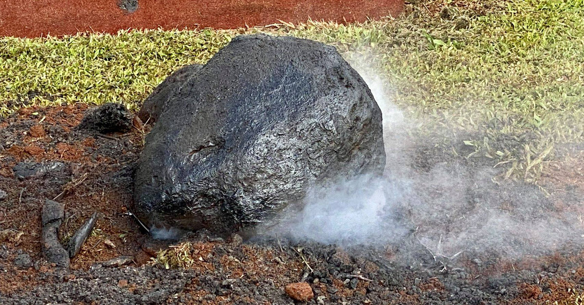 Encenação de queda de meteorito se torna viral na internet