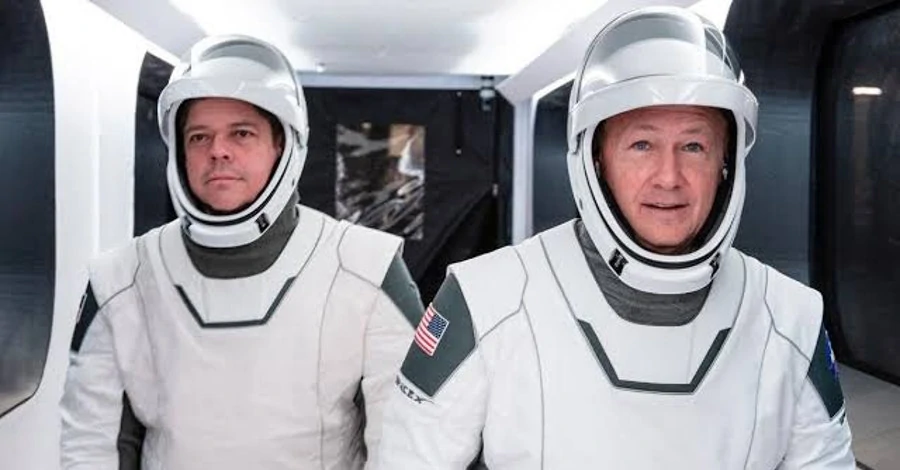 Foto dos astronautas Bob Behnken e Doug Hurley Imagem: Divulgação