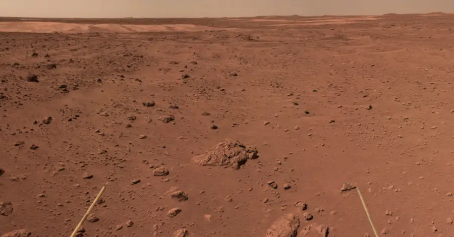 Rover chinês termina missão primária em Marte, mas exploração continua