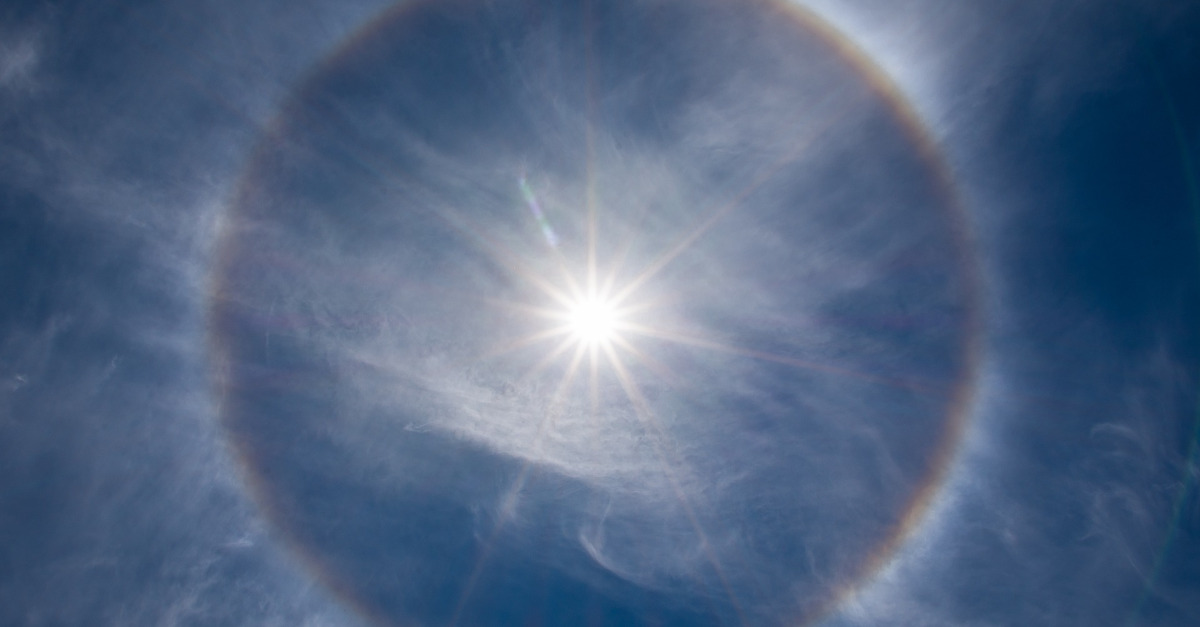 O que é halo solar e como ele se forma?