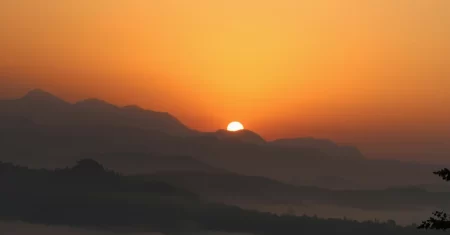 Leste ou oeste? Onde nasce o sol todas as manhãs