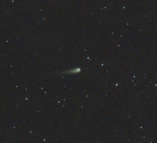 Sequência de imagens do cometa C/2023 A3 em 10 de maio. Imagem: Wikimedia Commons/Reprodução