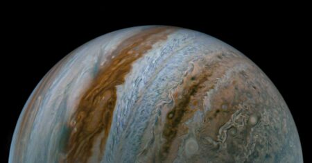 Como Júpiter pode não ter superfície? Um mergulho neste planeta tão assustador e grande, capaz de engolir mil Terras e ainda sobrar espaço