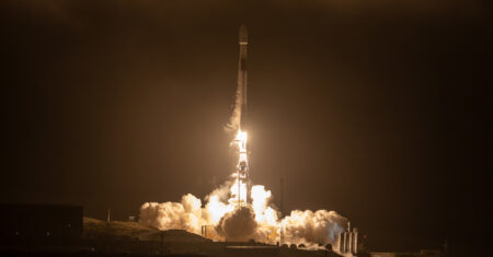 SpaceX está poluindo a atmosfera da Terra com lítio