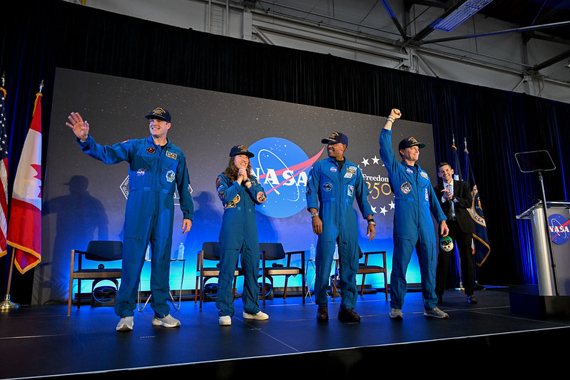NASA já prepara próxima decolagem após o voo da Artemis 2 4 Astronautas em evento da NASA.