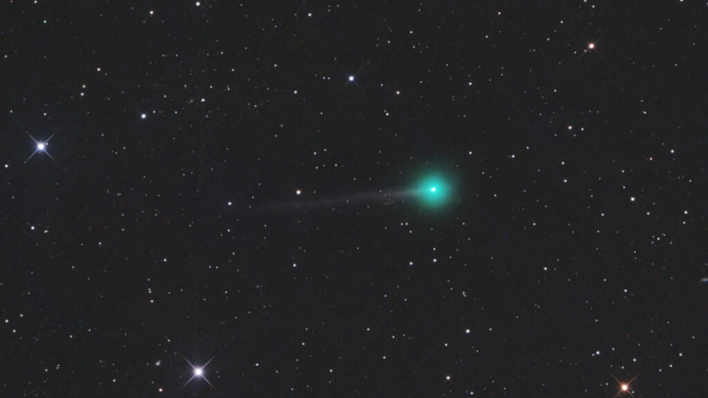 Foto do cometa C/2026 A1 MAPS em 14 de março, captada por Gerald Rhemann and Michael Jäger