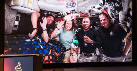 Brasil foi à Lua no pulso dos astronautas da NASA