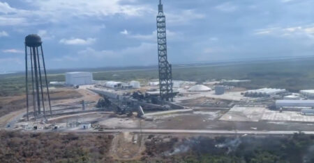 Blue Origin reconstrói base e promete novo voo do New Glenn