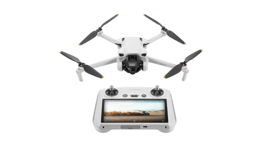 Foto do drone DJI Mini 3 com tela
