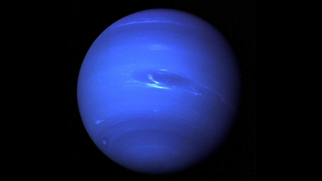 Foto do planeta Netuno captado pela sonda Voyager 2 em 1989. 